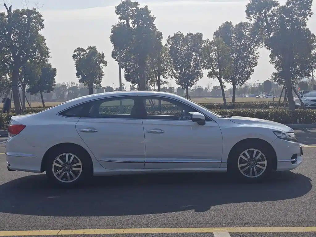Honda Spirior 2018 — фото 3