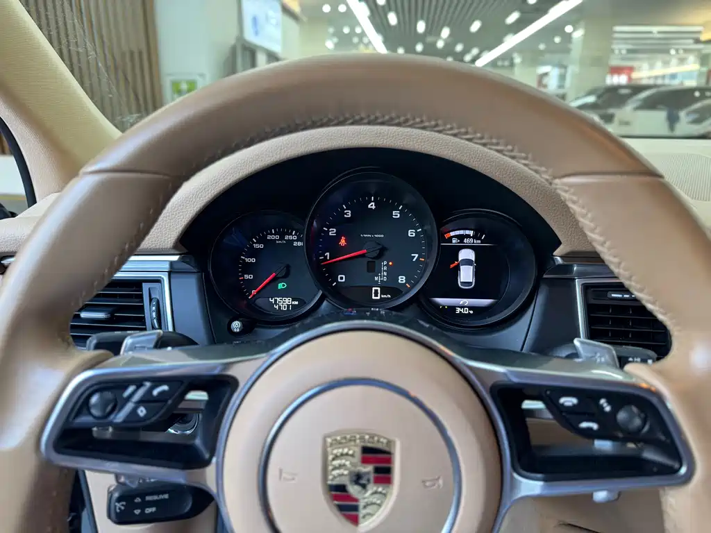 Porsche Macan 2015 — фото 8