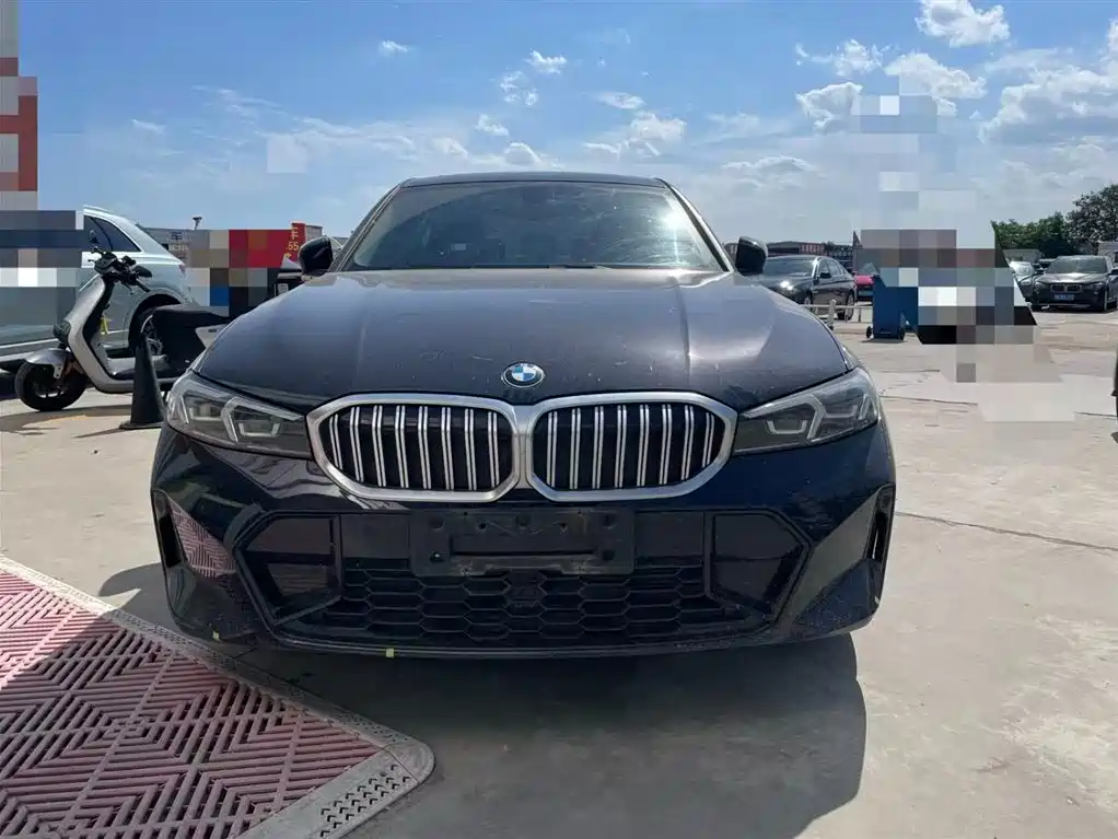 BMW 3 Series 2023 — фото 10