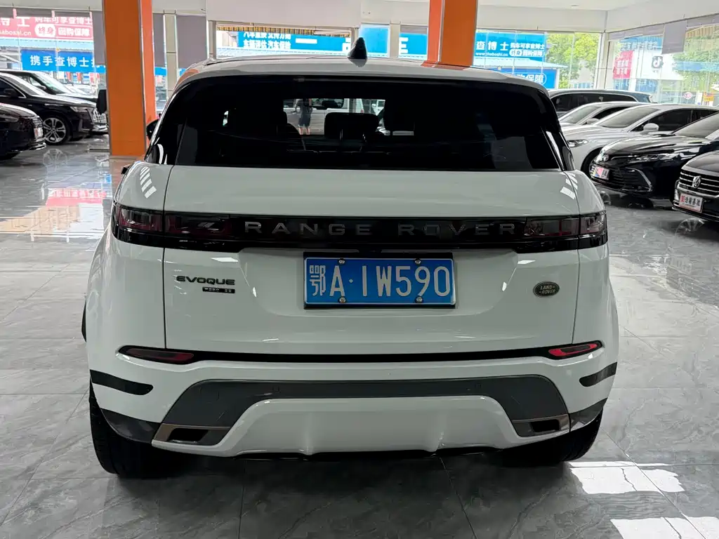 Land Rover Range Rover Evoque 2021 — фото 17