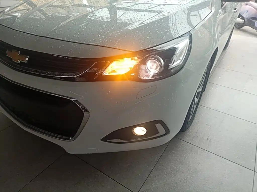 Chevrolet Malibu 2019 — фото 24