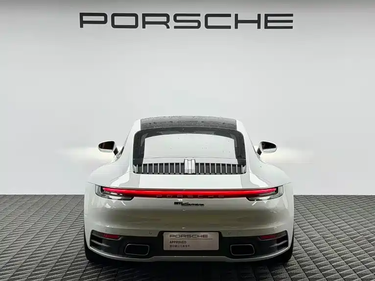 Porsche 911 2024 — фото 5