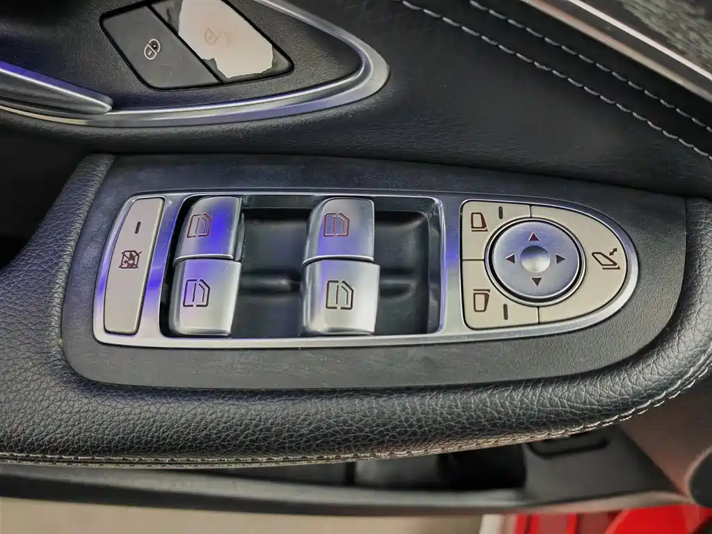 Mercedes-Benz C-Class 2016 — фото 9
