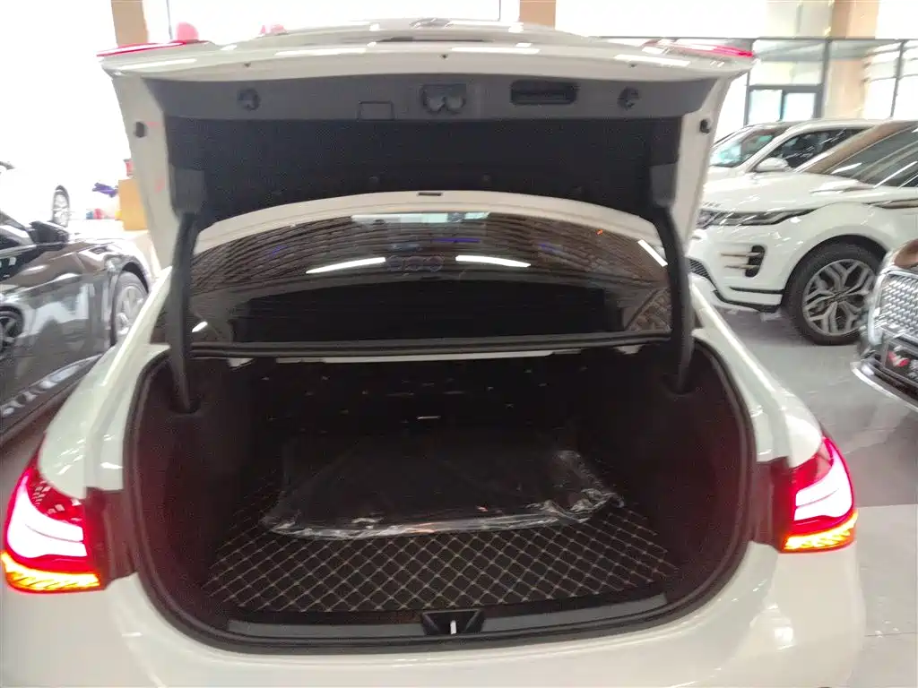 Mercedes-Benz A-Class 2025 — фото 19