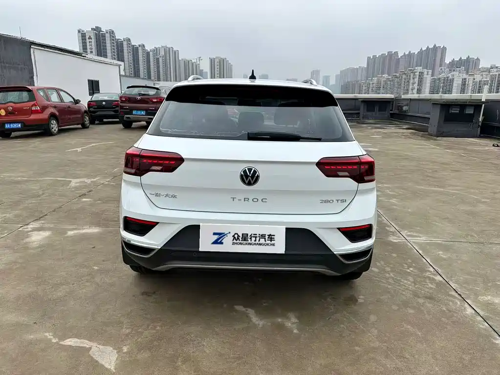 Volkswagen T-Roc 2022 — фото 8