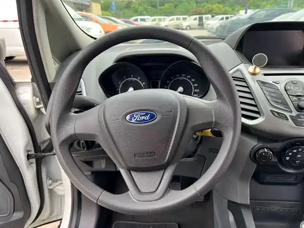 Ford EcoSport 2016