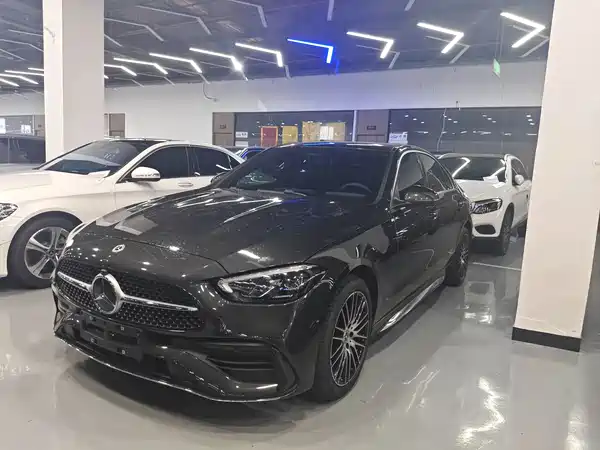 Mercedes-Benz C-Class 2025