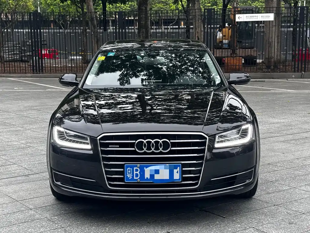 Audi A8 2016 — фото 2