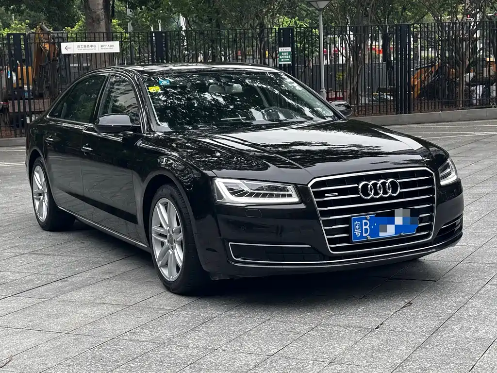 Audi A8 2016 — фото 3
