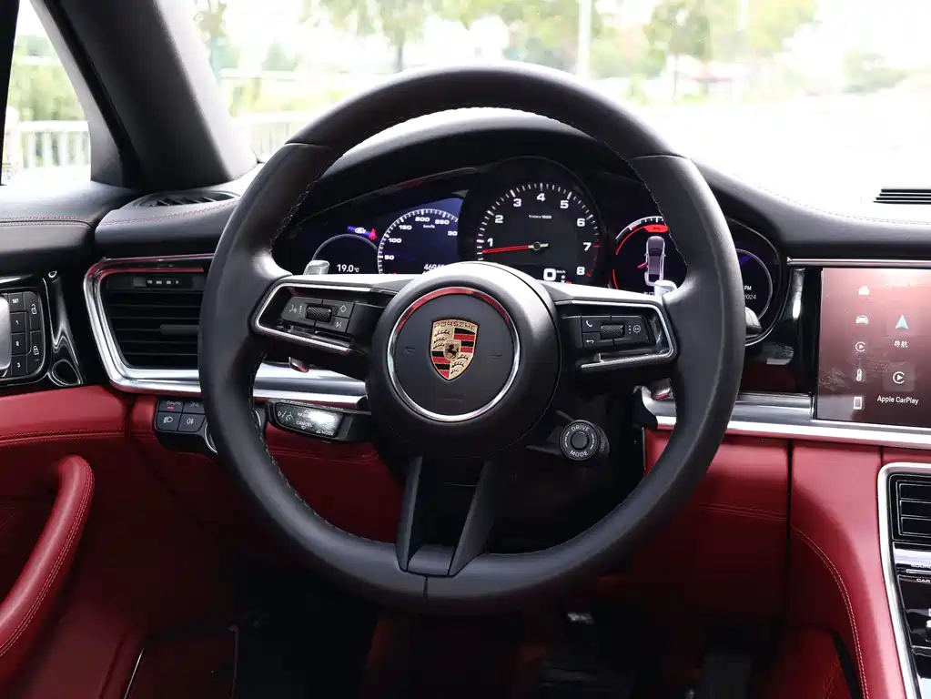 Porsche Panamera 2023 — фото 10