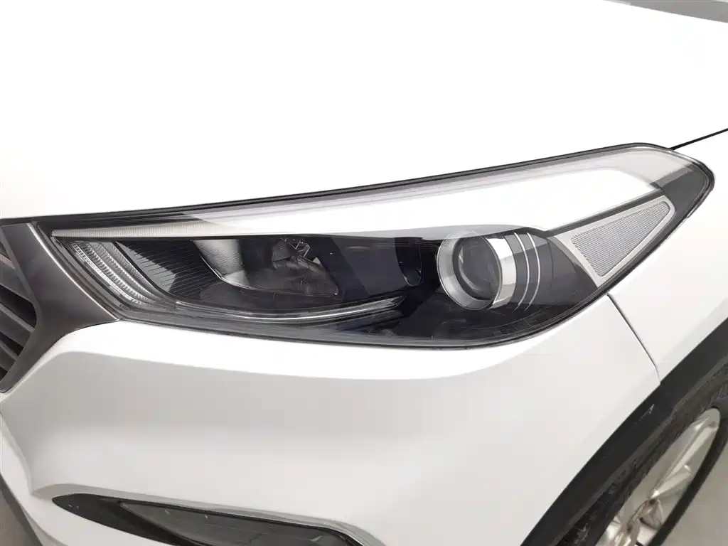 Hyundai Tucson 2018 — фото 7