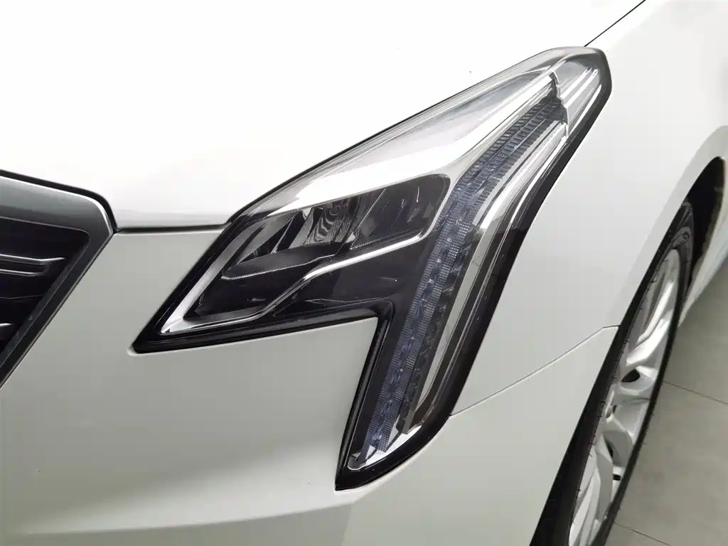 Cadillac XTS 2019 — фото 7