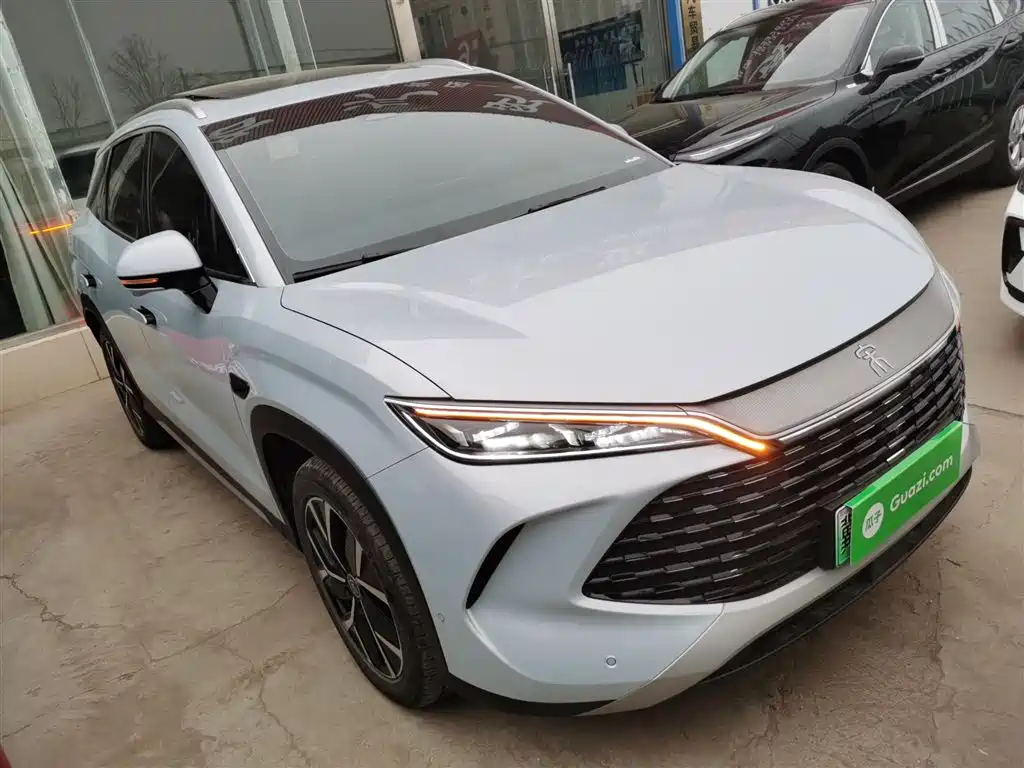 BYD L DM-i 2025 — фото 22