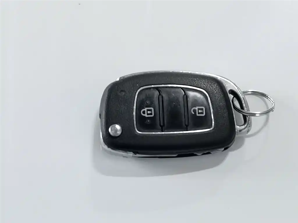 Hyundai Verna 2018 — фото 19