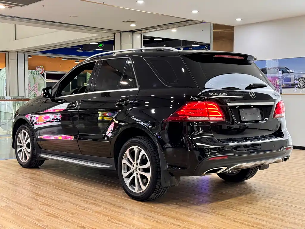 Mercedes-Benz GLE 2019 — фото 5