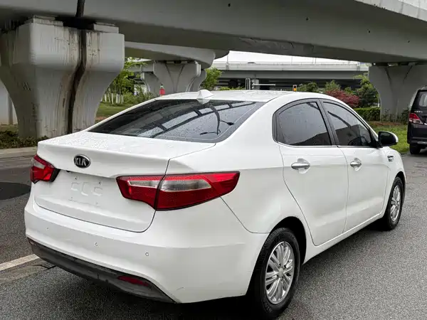 Kia K2 2012
