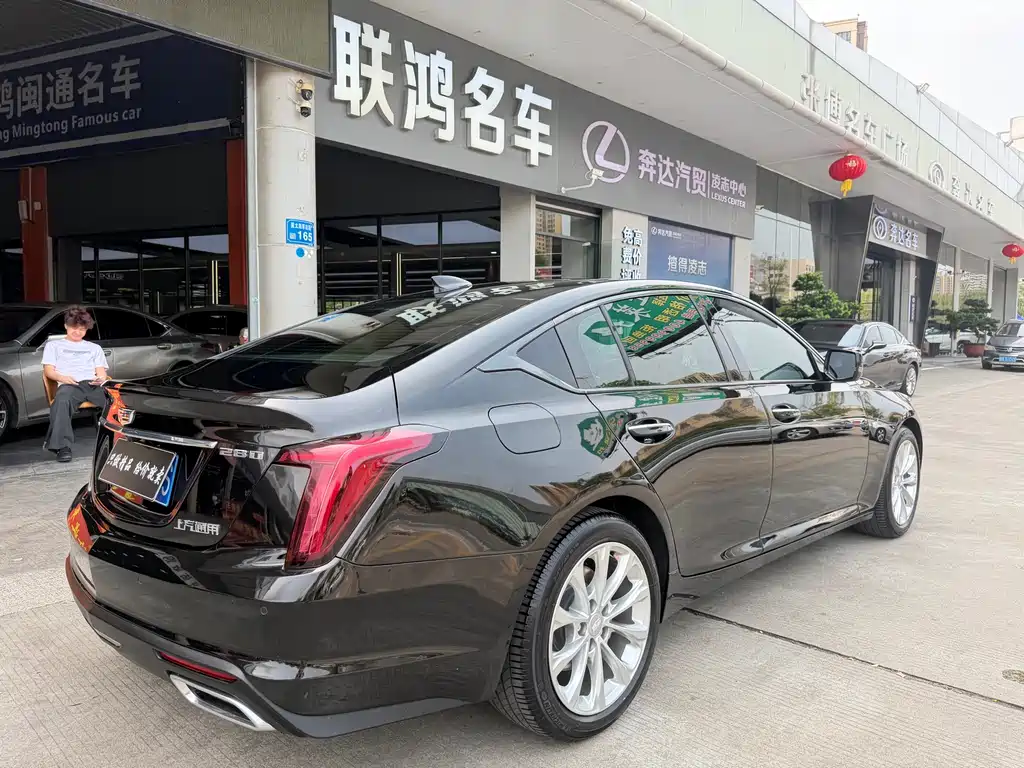 Cadillac CT5 2021 — фото 13