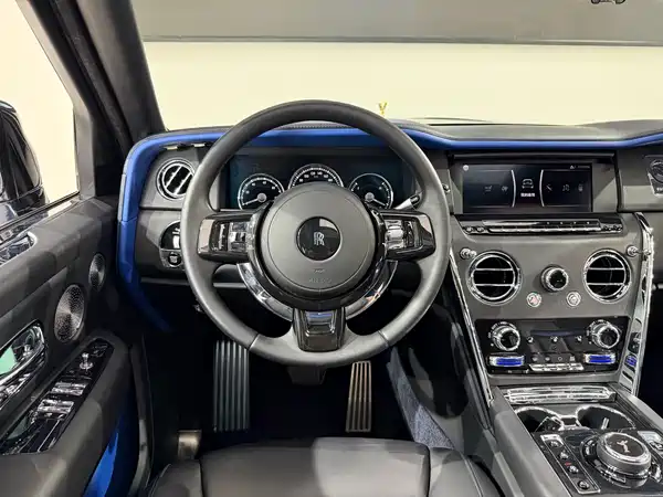 Rolls-Royce Cullinan 2021