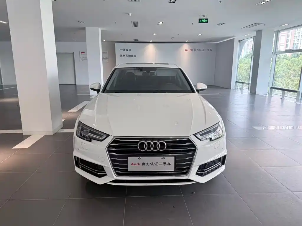 Audi A4L 2019 — фото 2