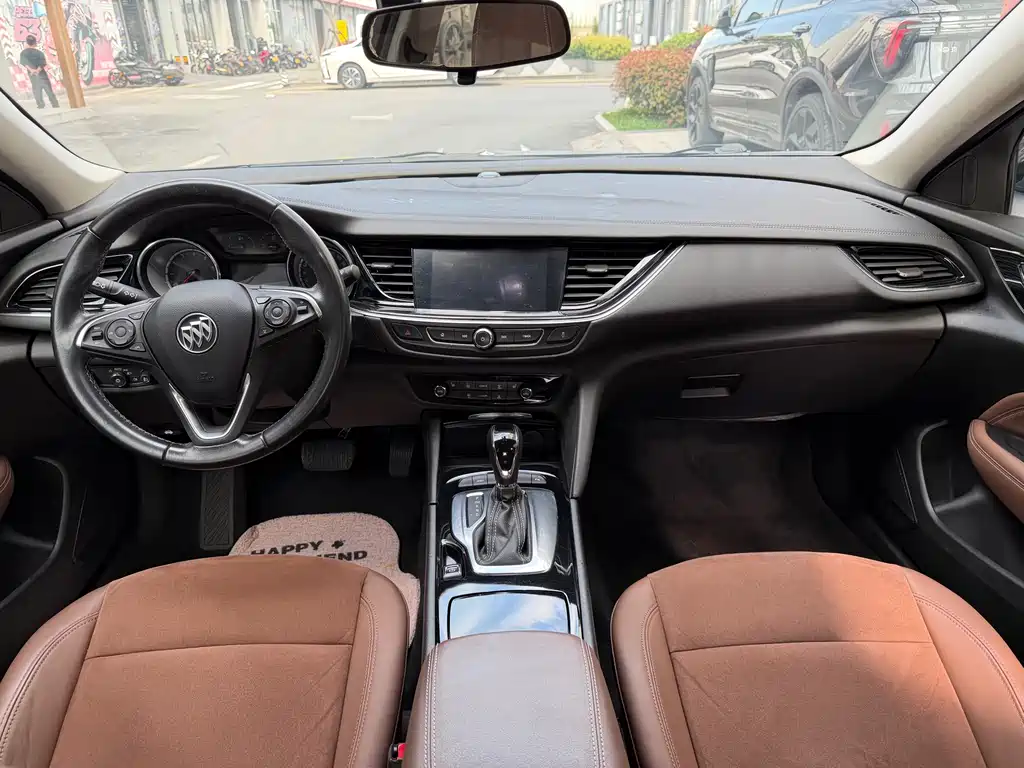 Buick Regal 2020 — фото 15