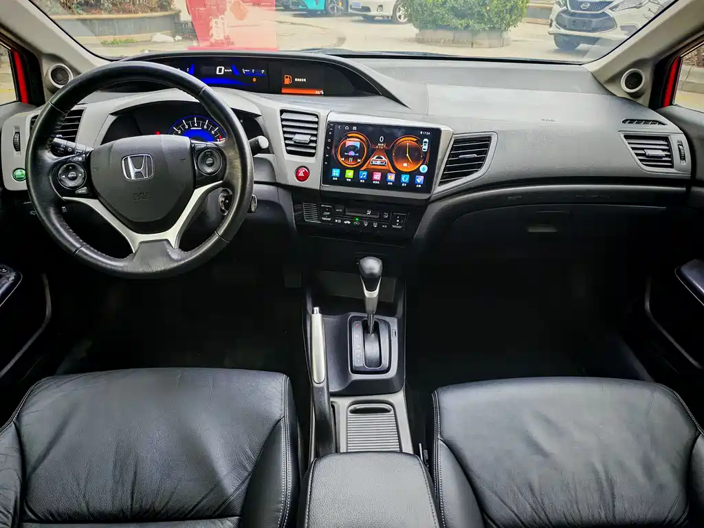 Honda Civic 2013 — фото 15