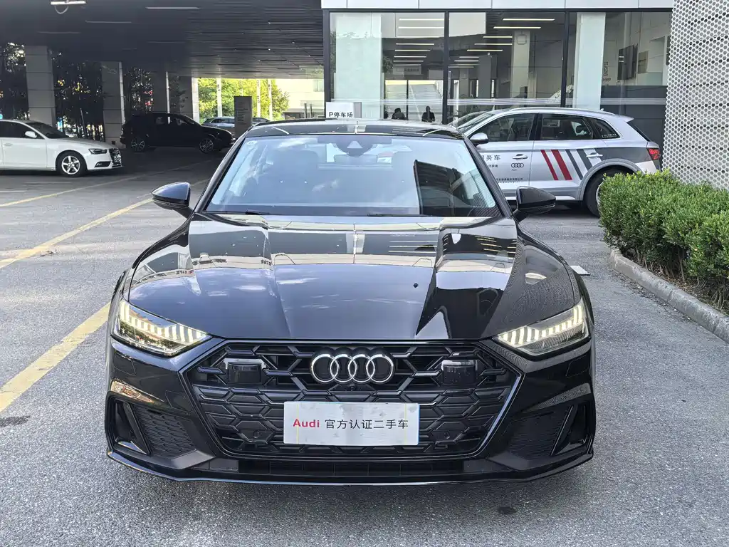 Audi A7 2025 — фото 2