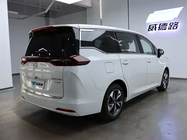 GAC Trumpchi M6 2025