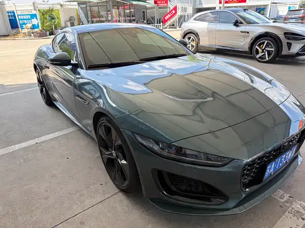 Jaguar F-TYPE 2024