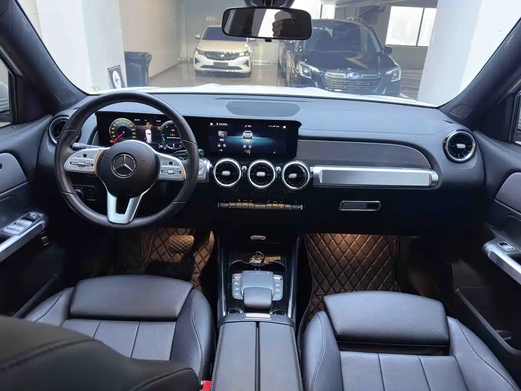 Mercedes-Benz GLB 2021 — фото 17