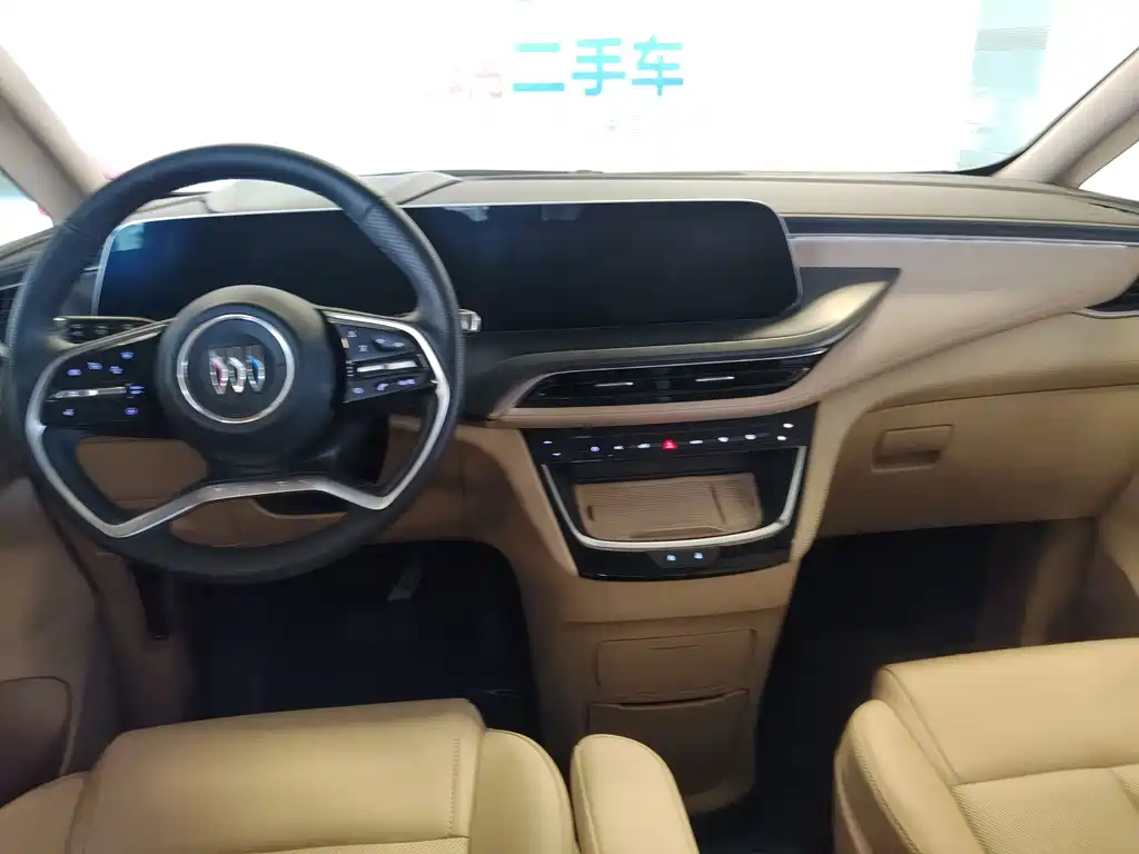Buick GL8 New Energy 2025 — фото 25
