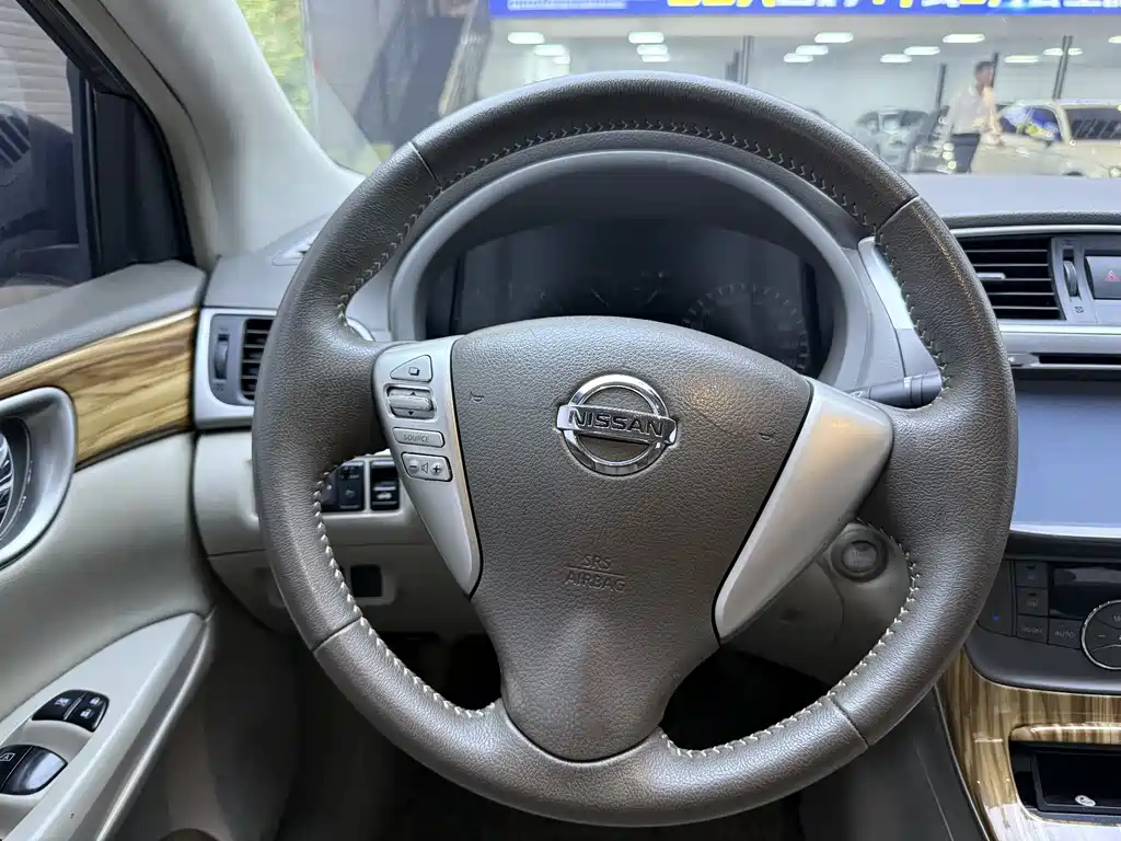 Nissan Sylphy 2015 — фото 12