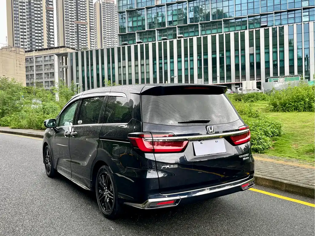 Honda Odyssey 2022 — фото 12