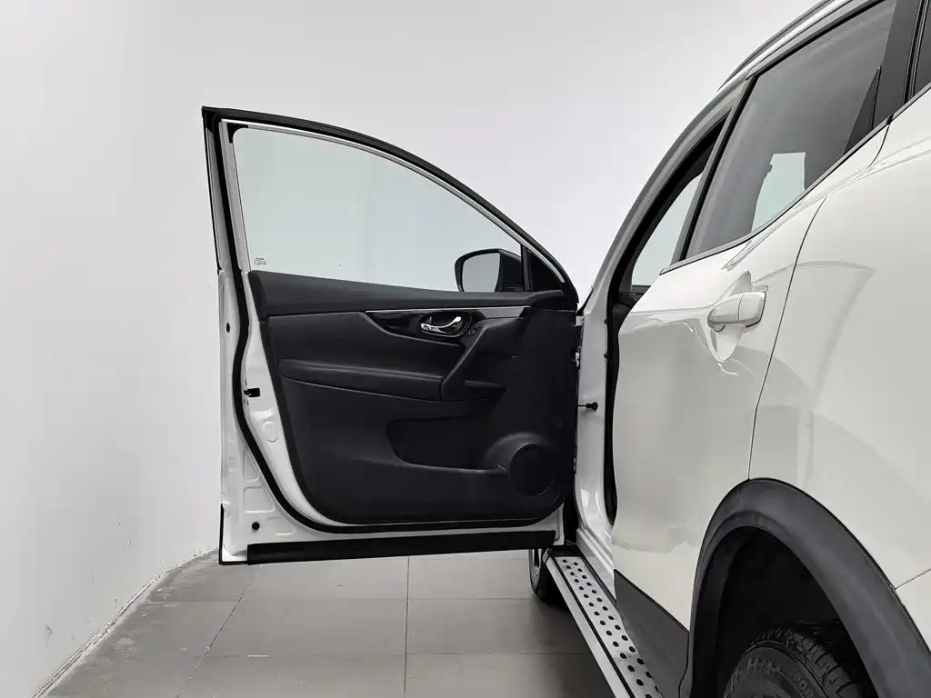 Nissan Qashqai 2018 — фото 8