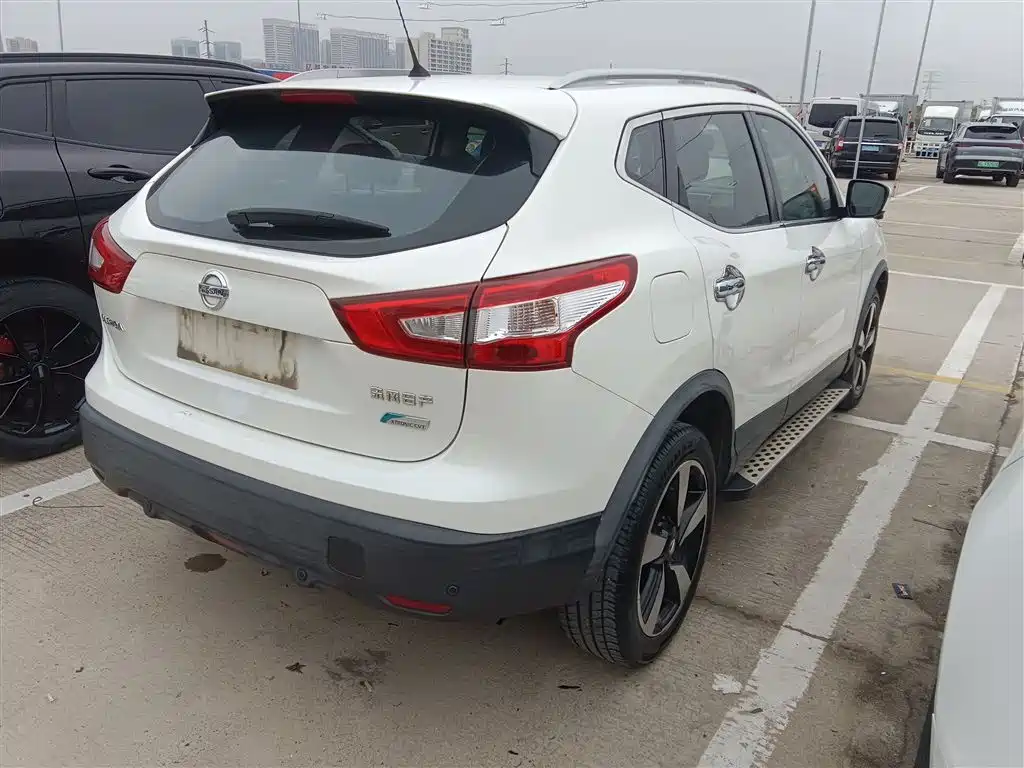 Nissan Qashqai 2017 — фото 7