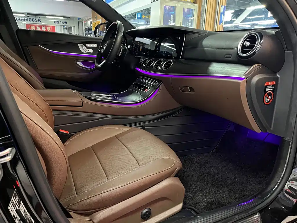 Mercedes-Benz E-Class 2021 — фото 14