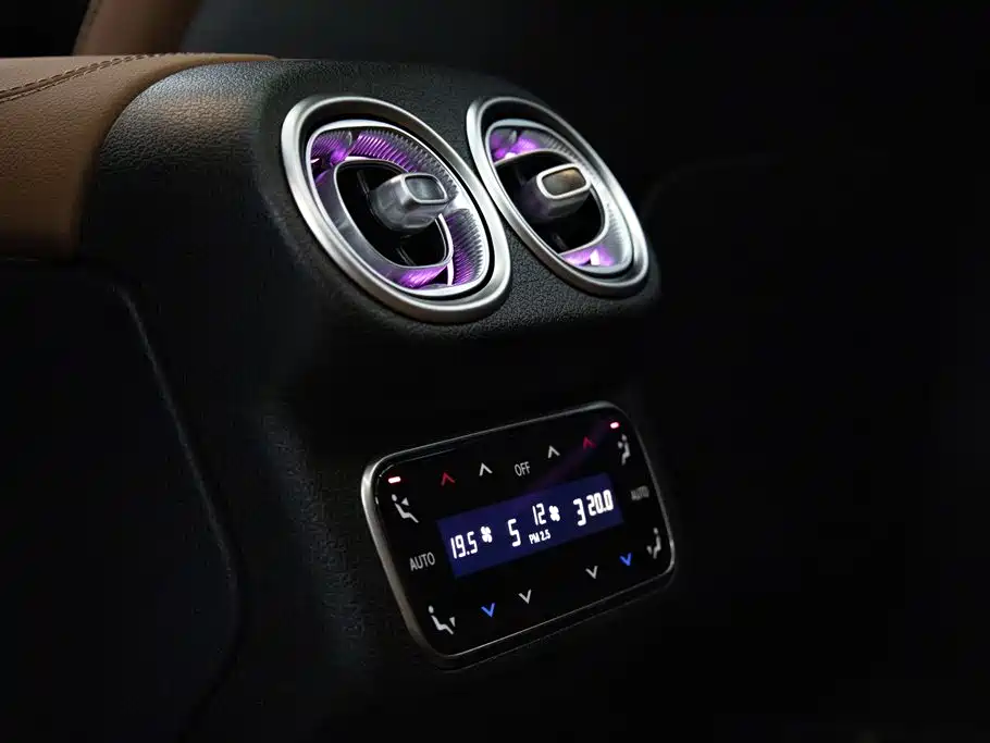 Mercedes-Benz GLC 2025 — фото 24