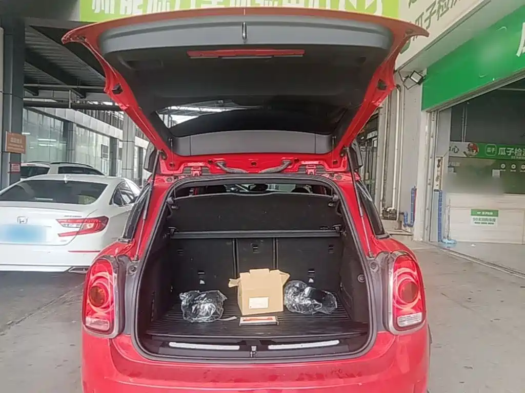 MINI Countryman 2019 — фото 19