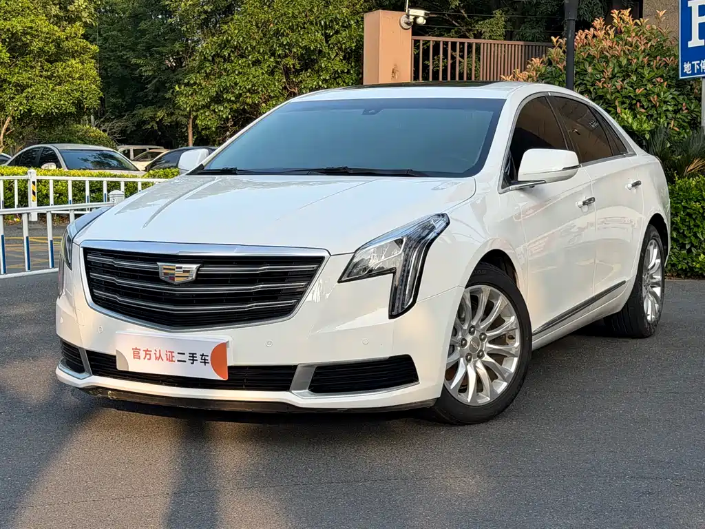 Cadillac XTS 2019 — фото 1