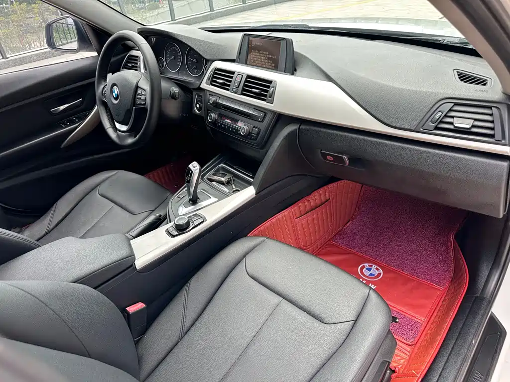 BMW 3 Series 2015 — фото 11