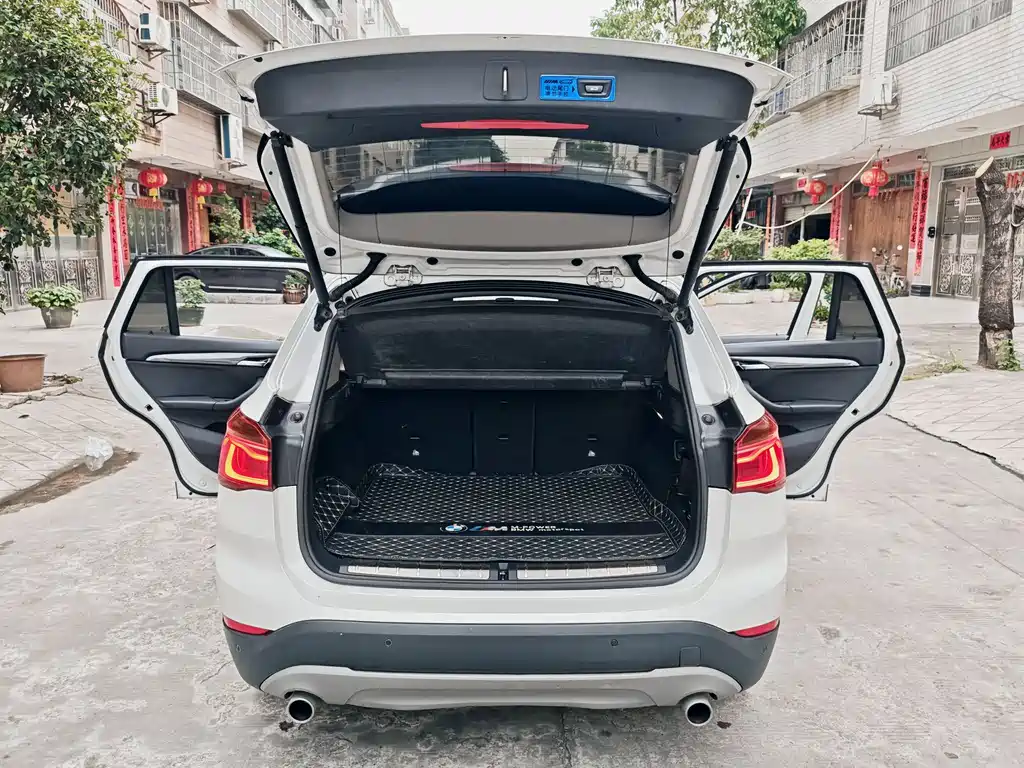 BMW X1 2018 — фото 19