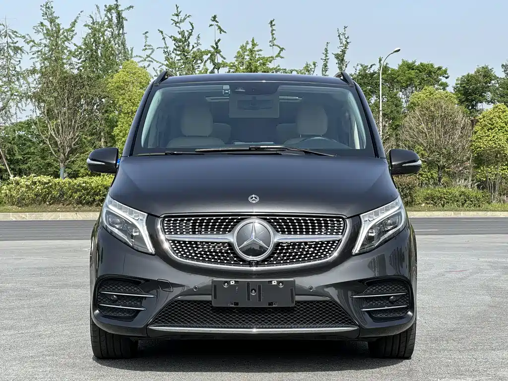 Mercedes-Benz V-Class 2022 — фото 3