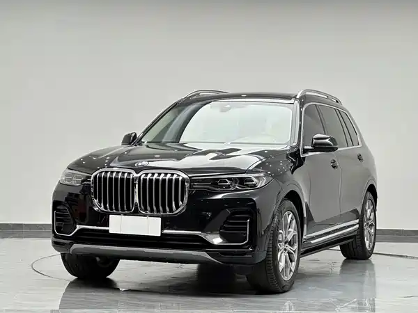 BMW X7 2022