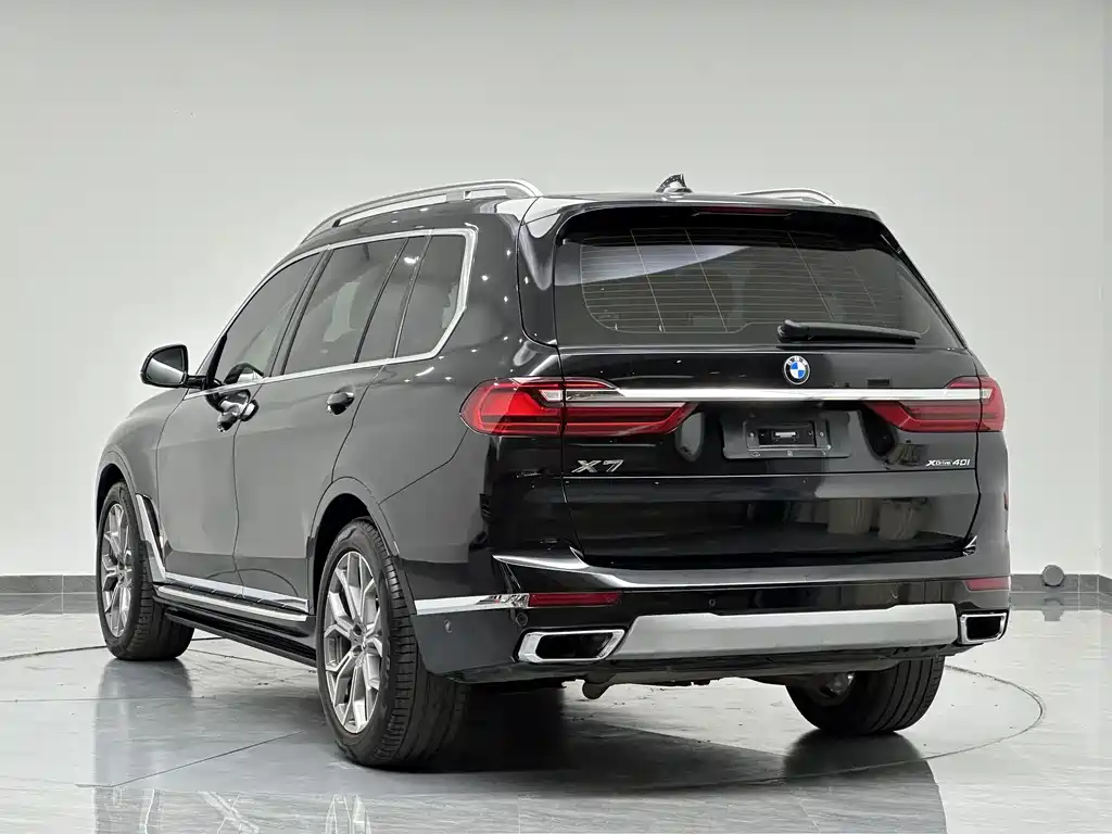 BMW X7 2022 — фото 7