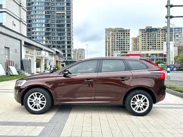 Volvo XC60 2015