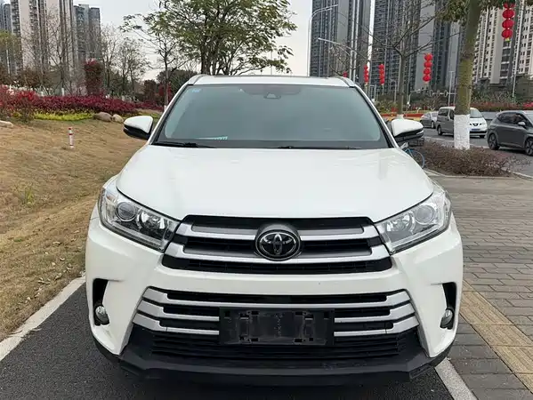 Toyota Highlander 2018