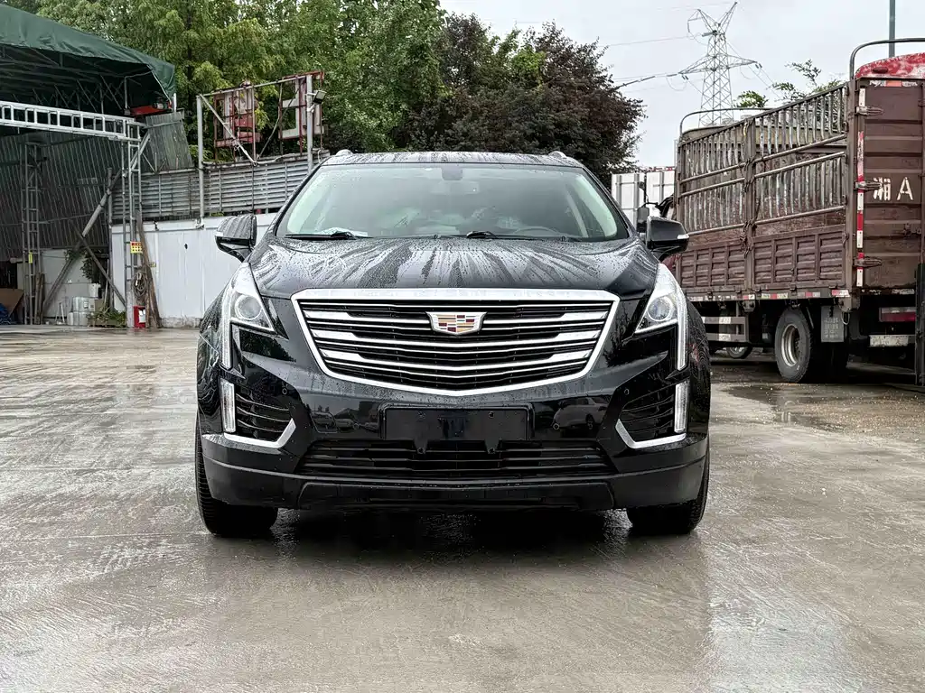 Cadillac XT5 2019 — фото 2