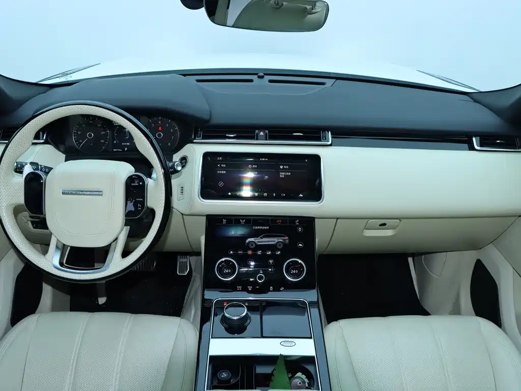 Land Rover Velar 2020 — фото 17
