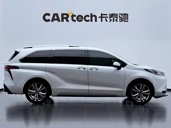 Toyota Sienna 2023