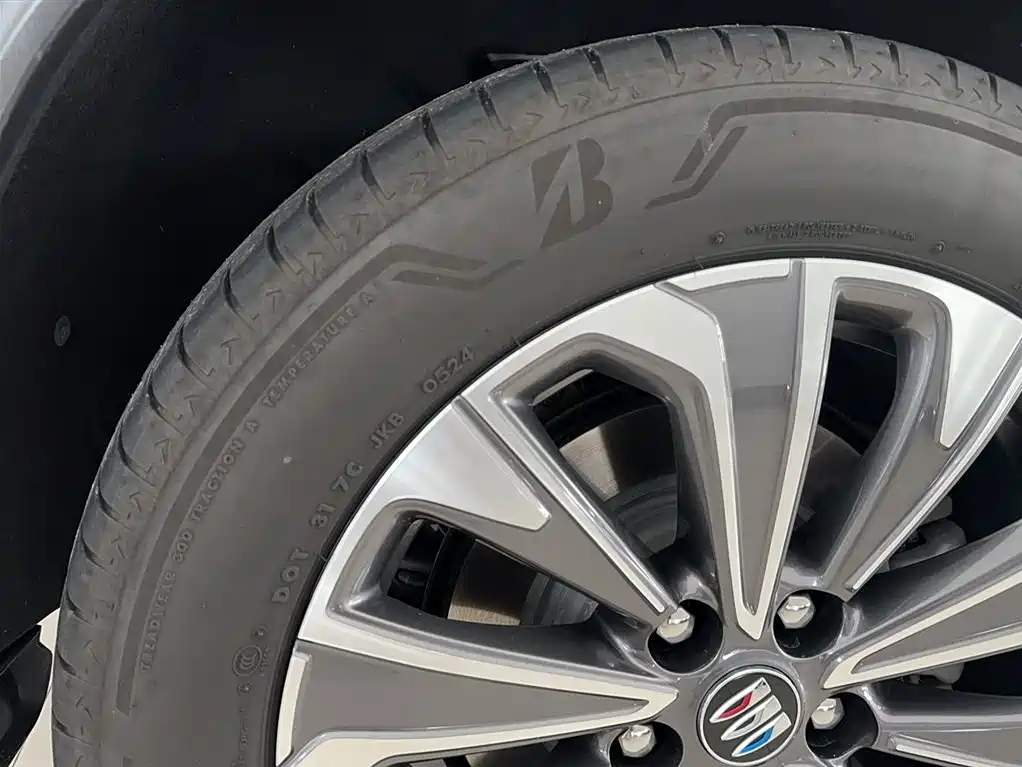 Buick Envision Plus 2024 — фото 11