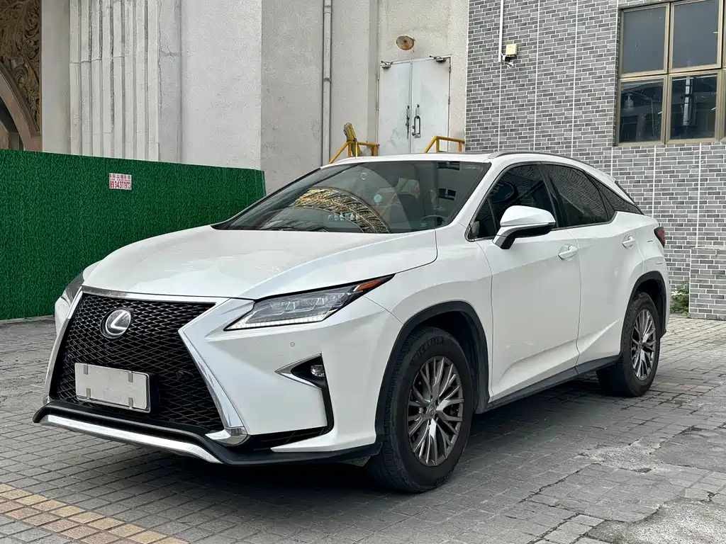 Lexus RX 2019 — фото 1